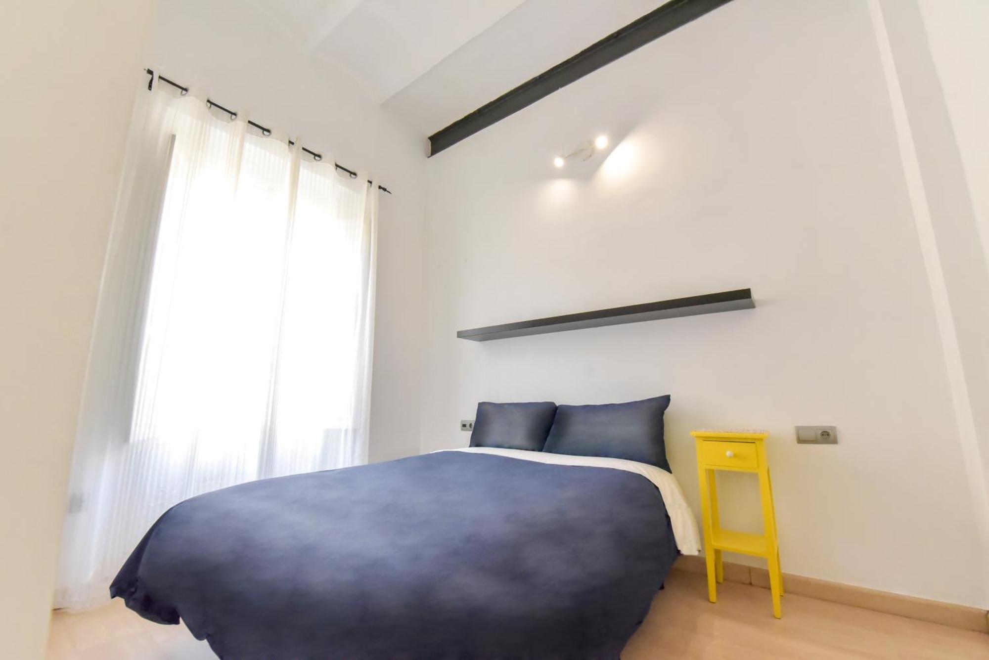 New! Bohemian Center Apartment Севиля Екстериор снимка