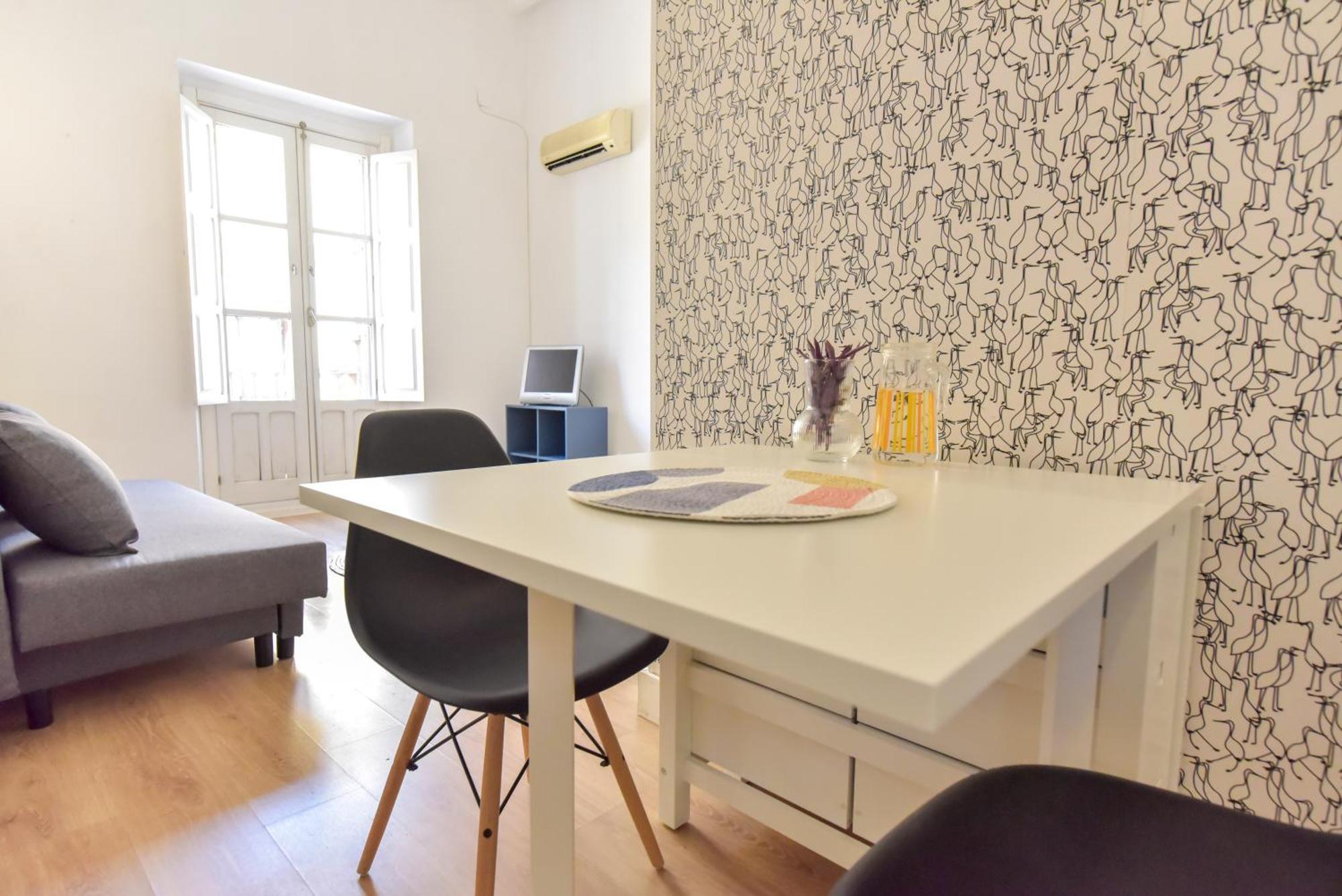New! Bohemian Center Apartment Севиля Екстериор снимка